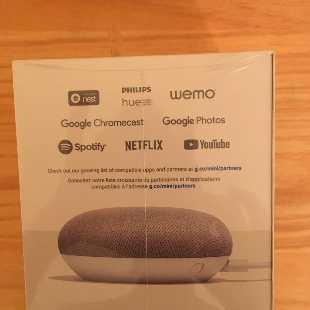 Google Home Mini - Picture 2 of 2